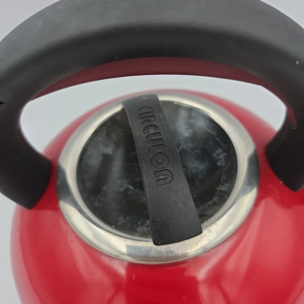 Circulon 1.5 Qt Stovetop Whistling Tea Kettle Red Enamel Q18T